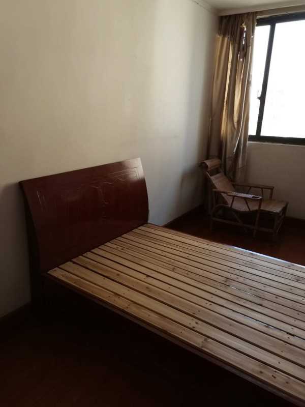 Ǯ����ֶ��סլ