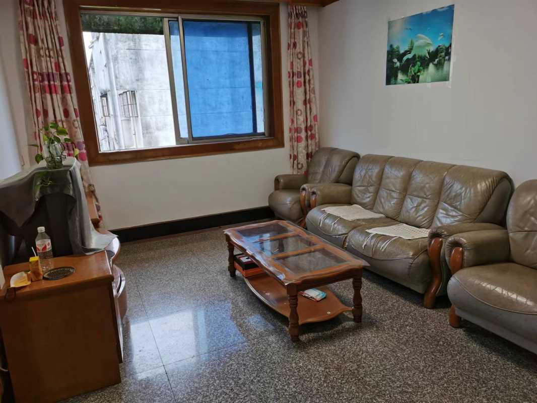 ����С�����סլ