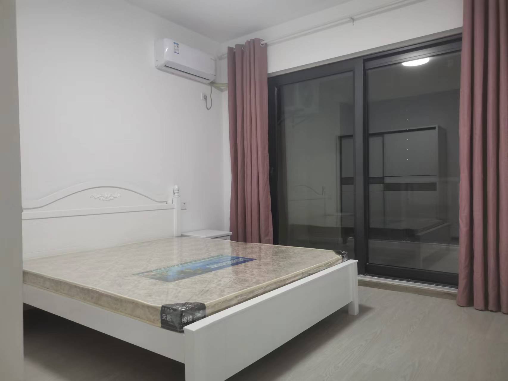 ������غ�ɽ�߲�